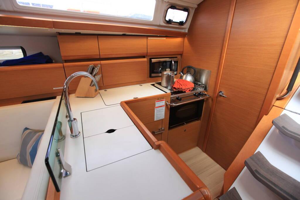 Sun Odyssey 419 Jillsee