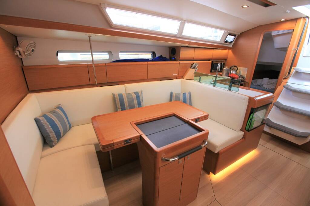 Sun Odyssey 419 Jillsee