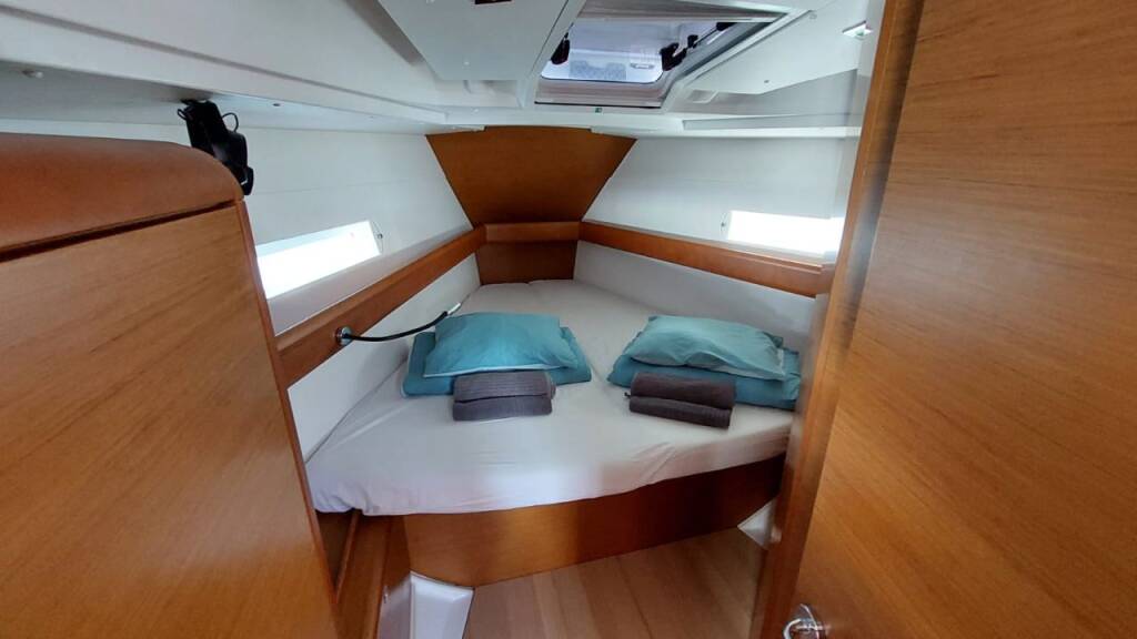 Sun Odyssey 419 Para elli