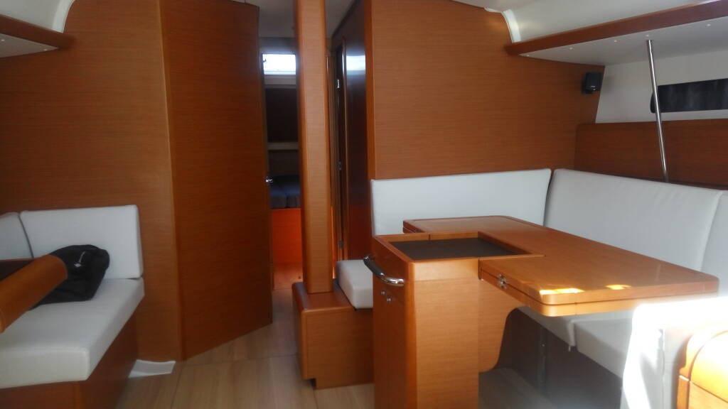 Sun Odyssey 449 Genesis